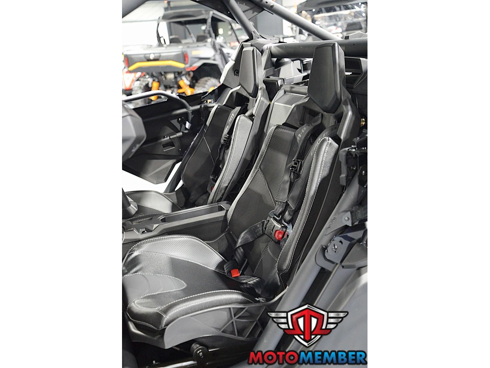 2026 Can-am Maverick X3 Max X Rs Turbo Rr Triple Black_10.25 In Infotainment alt