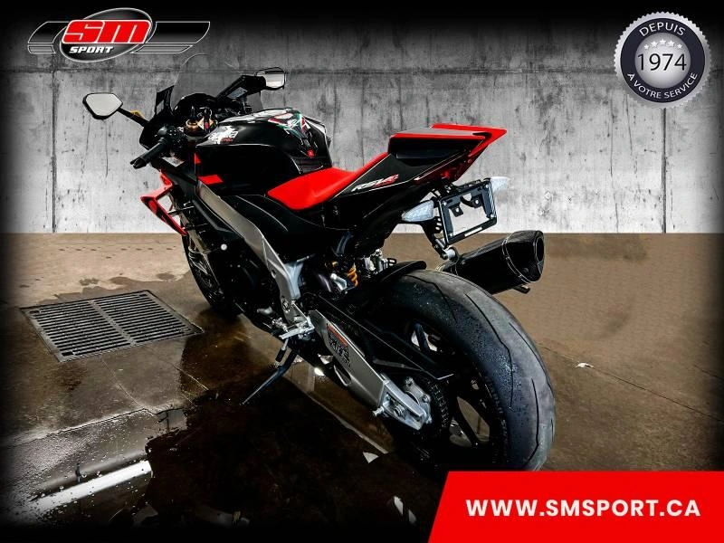 Aprilia RSV4 1100 2021 — photo 5