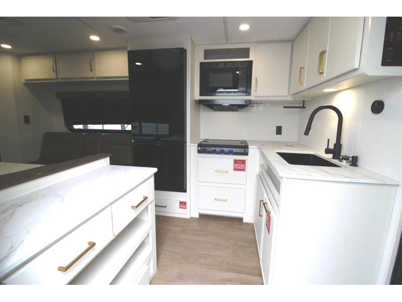 Grand Design Transcend 24bhx 2026 alt