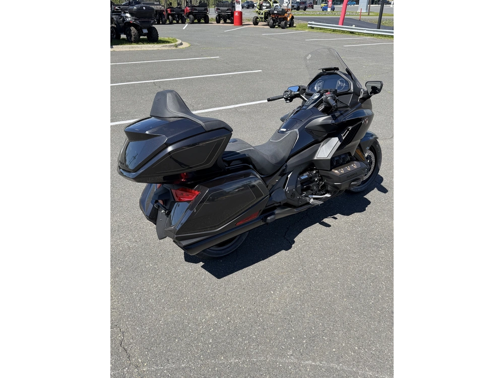 Honda Gold Wing Tour Dct 2026 alt