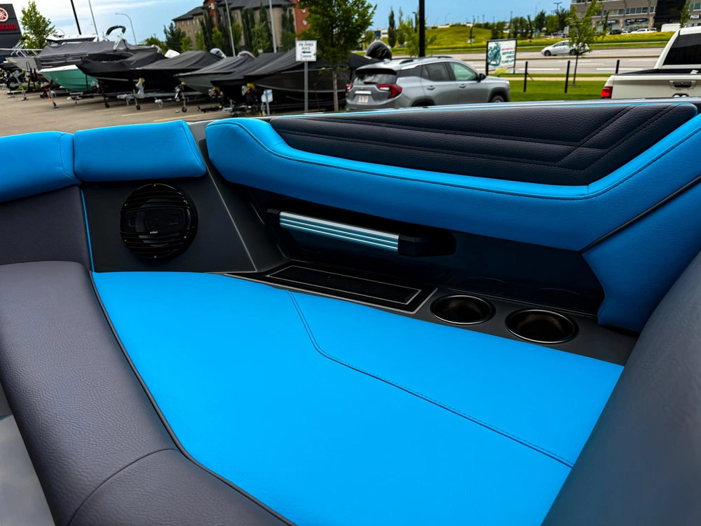 2027 Atx Surf Boats 22 Type-s alt