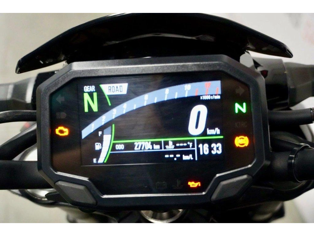 Kawasaki Z900 2023 alt
