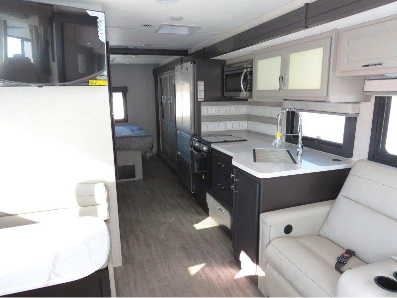 Thor Motor Coach Indigo Mm30 2026 alt