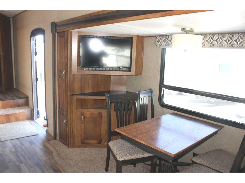 Coachmen Chaparral 31rls 2016 alt