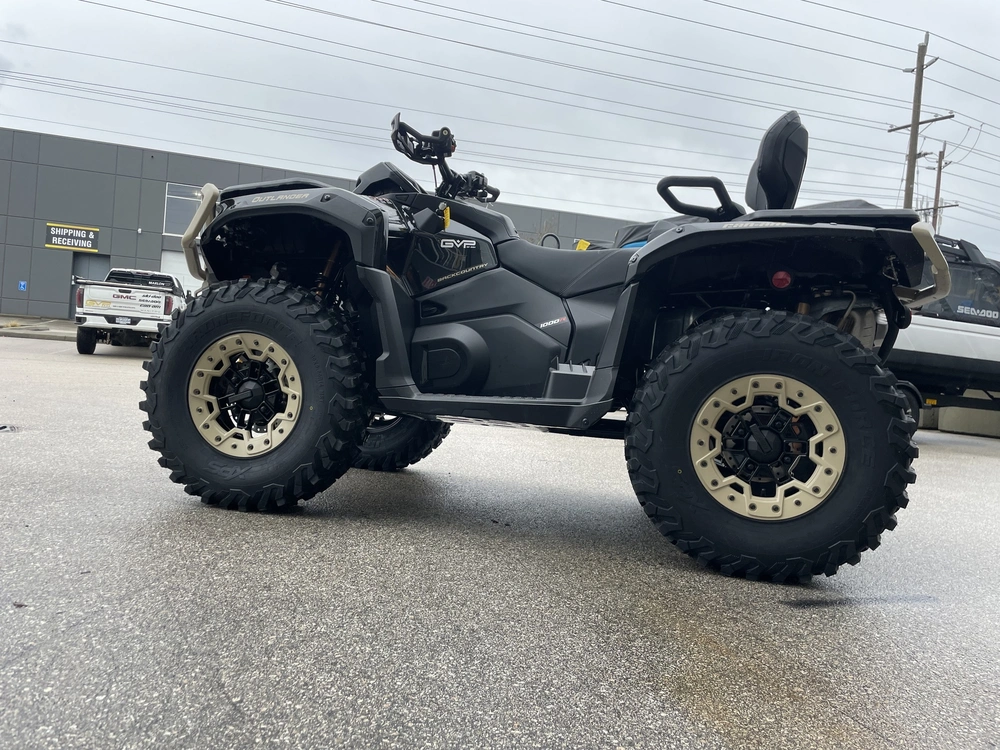 2027 Can-am Outlander Max Backcountry 1000r alt