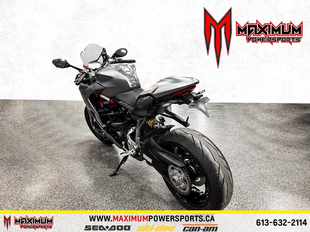 2019 Ducati Supersport alt