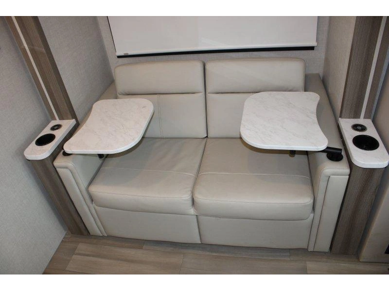 Thor Motor Coach Compass 24kb 2026 alt