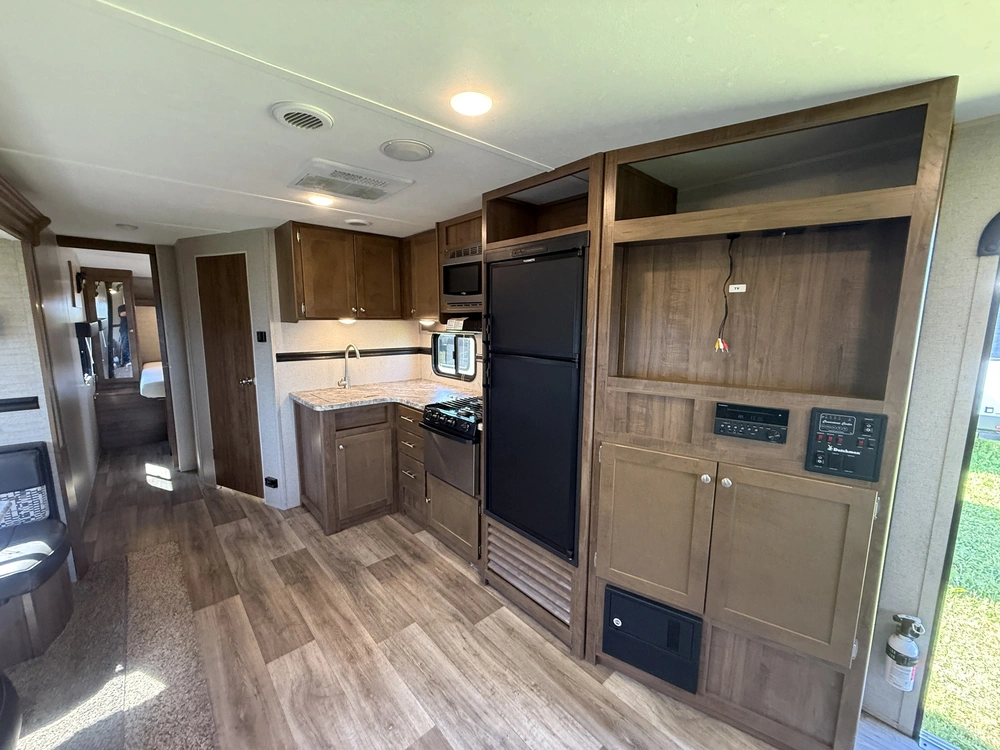 Aspen Trail By Dutchmen 2860rls 2018 alt