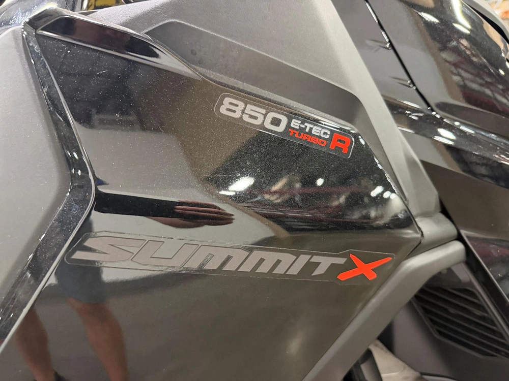2026 Ski-doo Summit Exp Turbo 165 10.25 alt