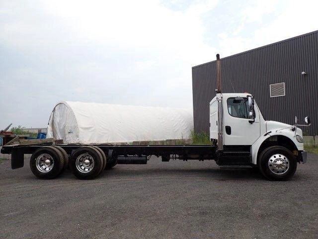 Freightliner M2-106 2013