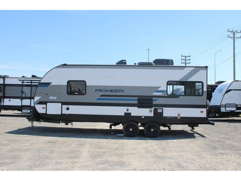 2022 Heartland Pionner 210rd alt