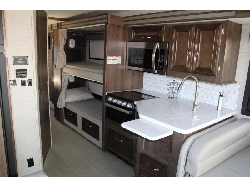 2022 Entegra Coach Esteem 31f alt