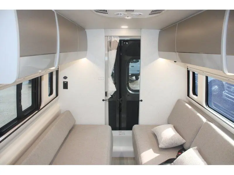 2027 Thor Motor Coach Tellaro