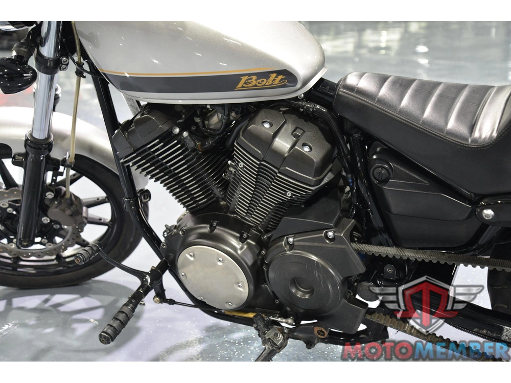 2015 Yamaha Bolt C Spec alt