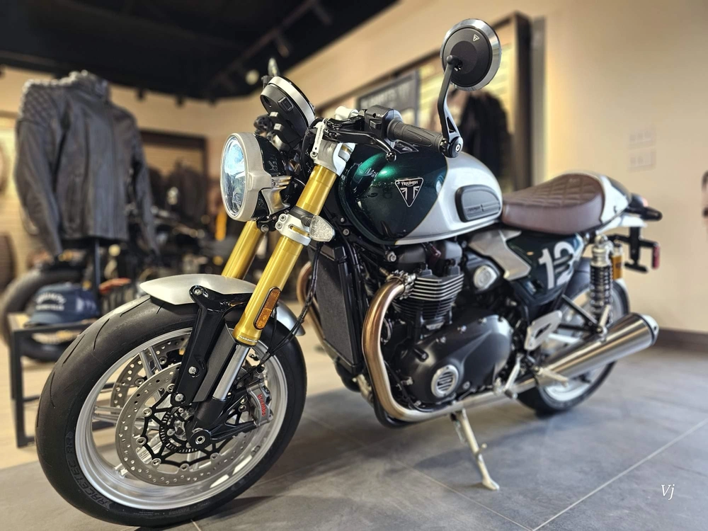 2027 Triumph Speed Twin 1200 Cafe Racer alt
