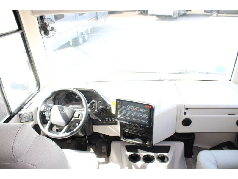 Thor Motor Coach Indigo Mm30 2026 alt