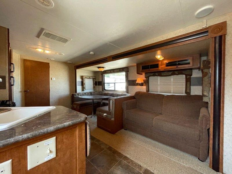 Skyline Layton 287 2013 alt