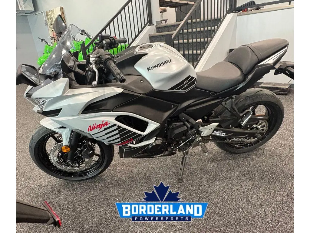 2026 Kawasaki Ninja® 650 ABS 