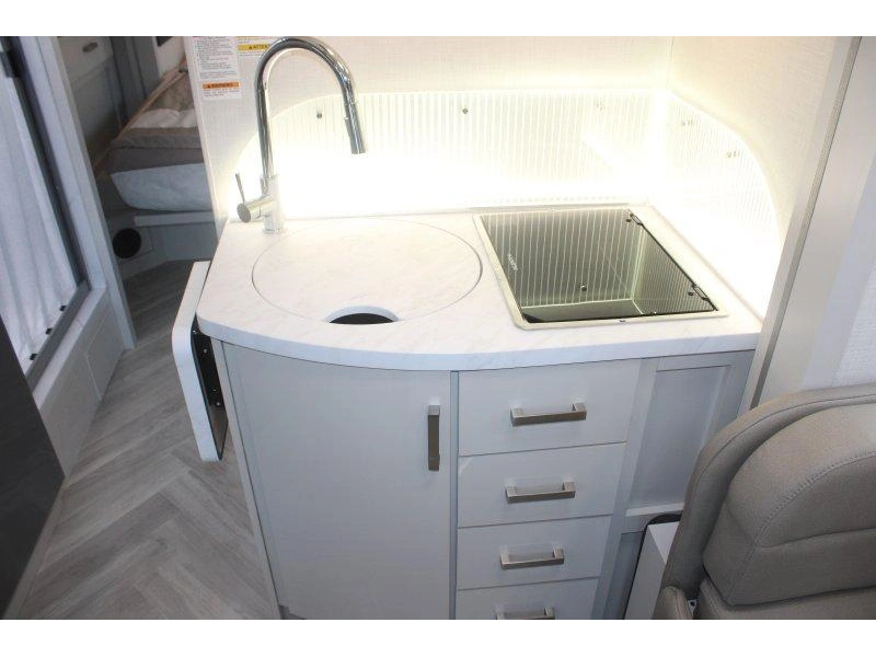 Thor Motor Coach Delano 24rw 2027 alt