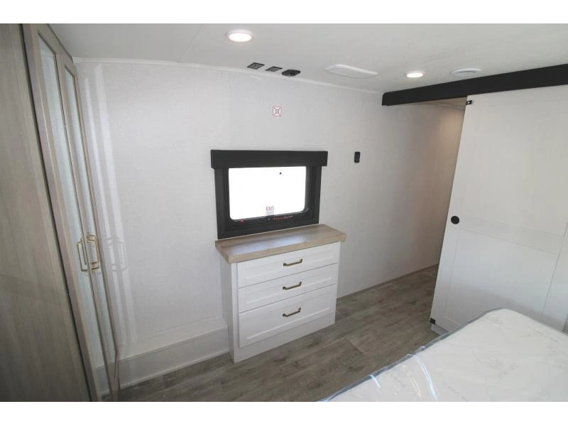 2026 Jayco Eagle 355mbqs alt