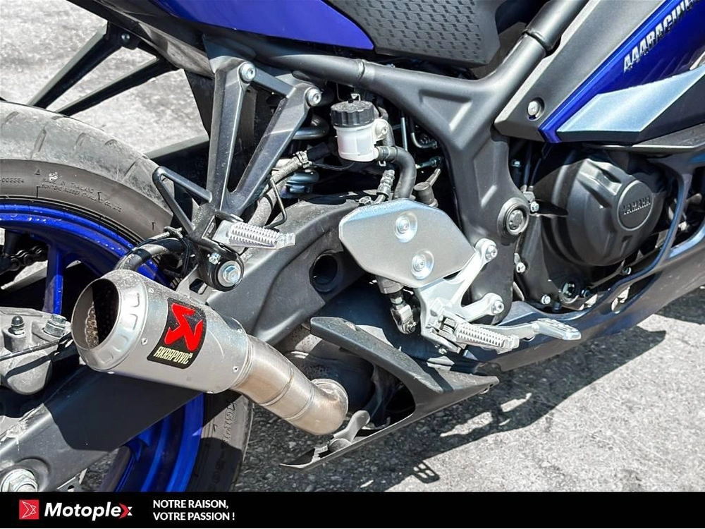 2024 Yamaha Yzf R3 alt