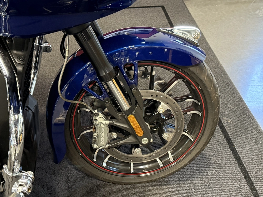 2020 Indian Motorcycle Challenger Limited alt