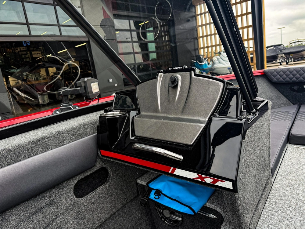 2027 Legend 20 Xt alt