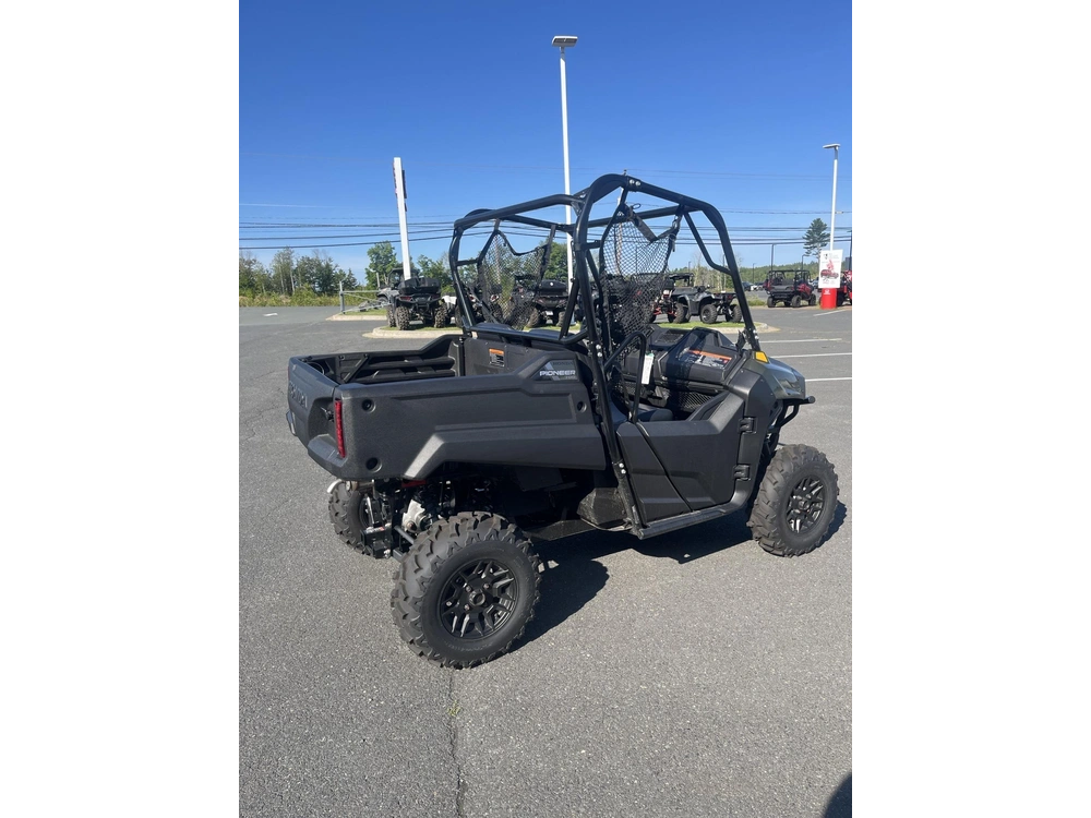 Honda Pioneer 700 2p Deluxe 2026 alt