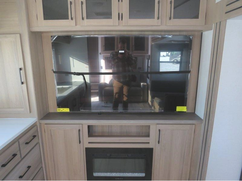 Keystone Rv Coleman 2400rex 2026 alt