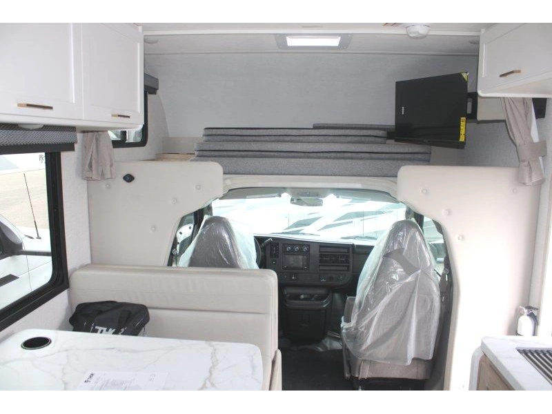 Thor Motor Coach Four Winds 21z.gm 2027 alt