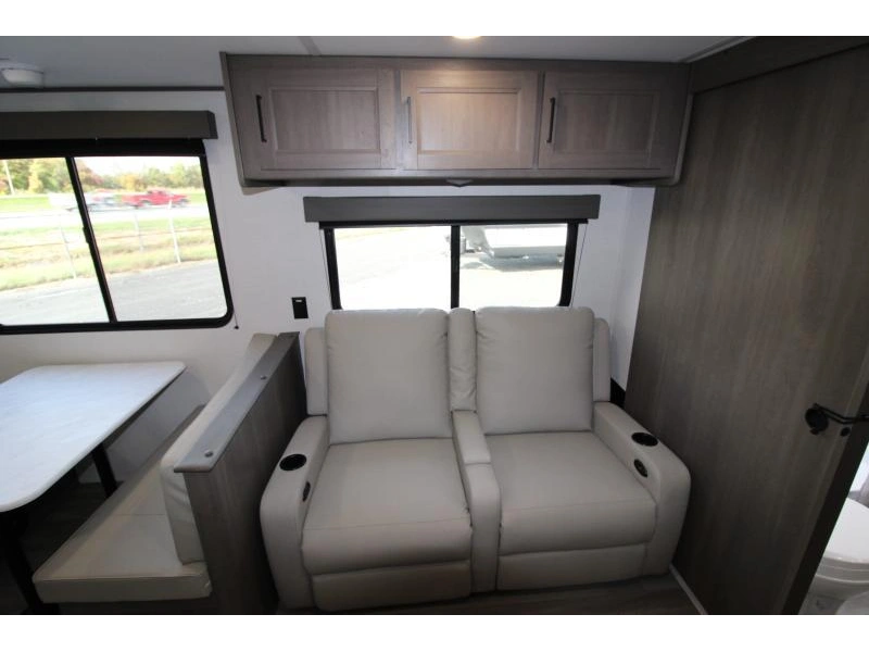 2026 Grand Design Transcend 26rbx alt