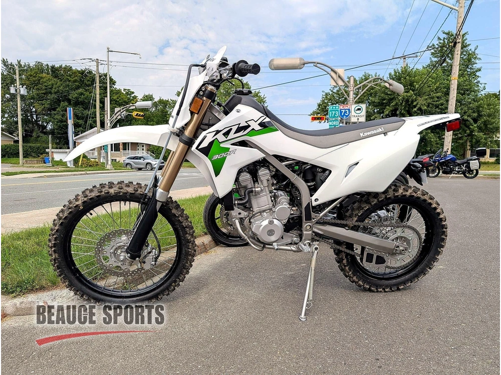 2026 Kawasaki Klx 300r Moto Hors-route Sentier Trail Récréative Off-road Démarreur Électrique Suspension Longue Loisir Faible Heures Crf Tt-r Dr-z Beta alt