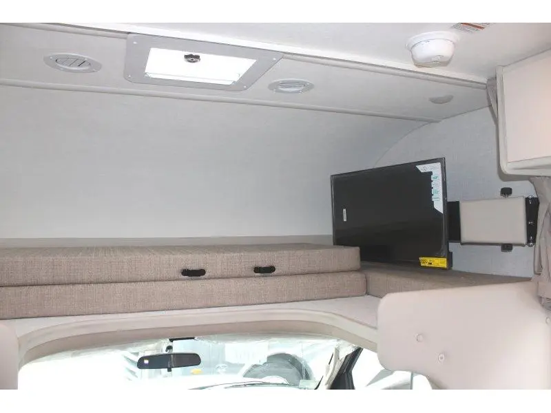 2027 Thor Motor Coach Four Winds 25Z