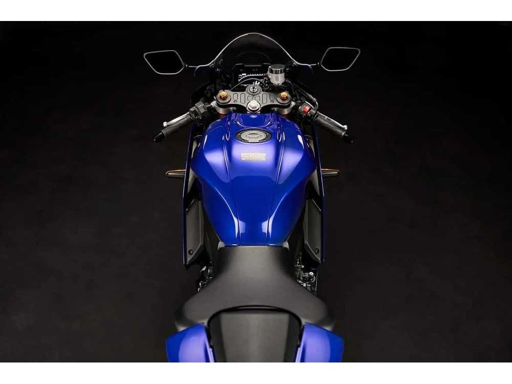 2025 Yamaha Yzf-r7 Team Yamaha Blue alt