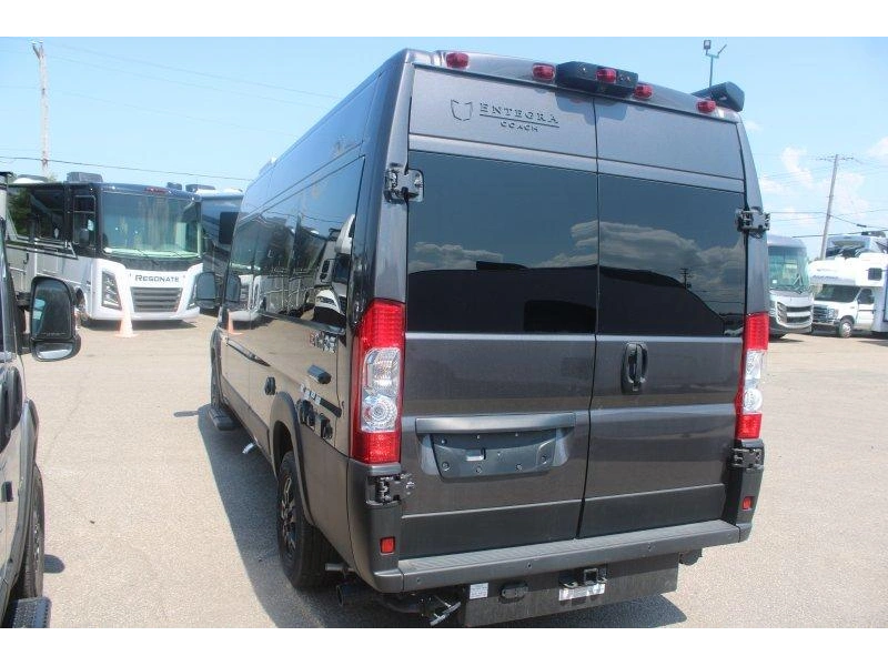 Entegra Coach Ethos 20t 2026 alt