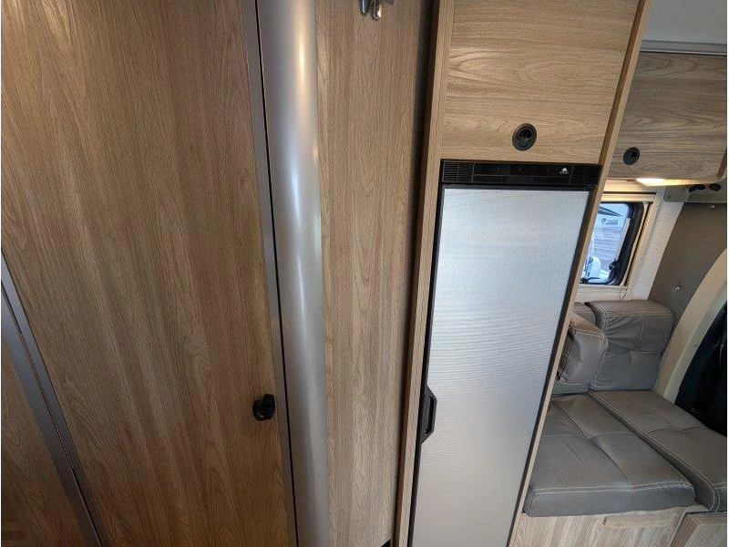Winnebago Ekko 23b 2025 alt