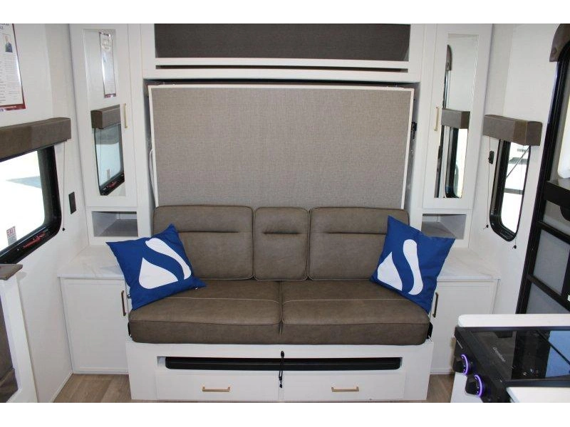 Grand Design Transcend 161bh 2026 alt