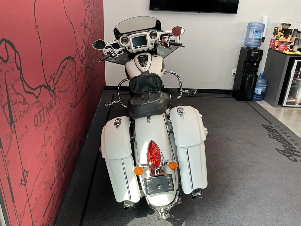 2018 Indian Motorcycle Chieftain Limited alt