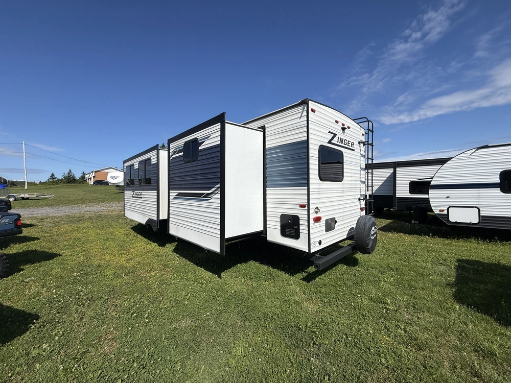 2024 Zinger 328sb alt