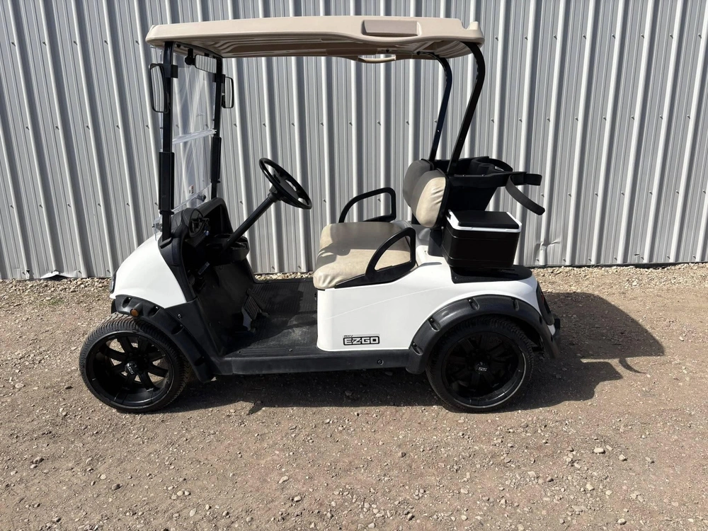 2016 E-z-go Rxv alt