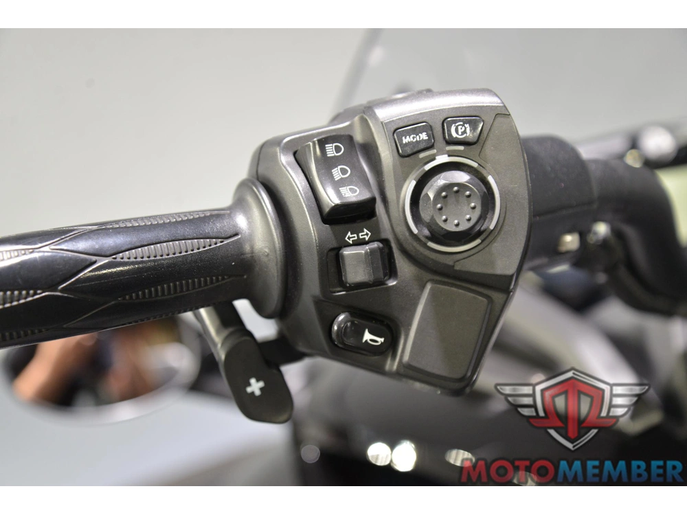 2021 Can-am Spyder F3-s alt