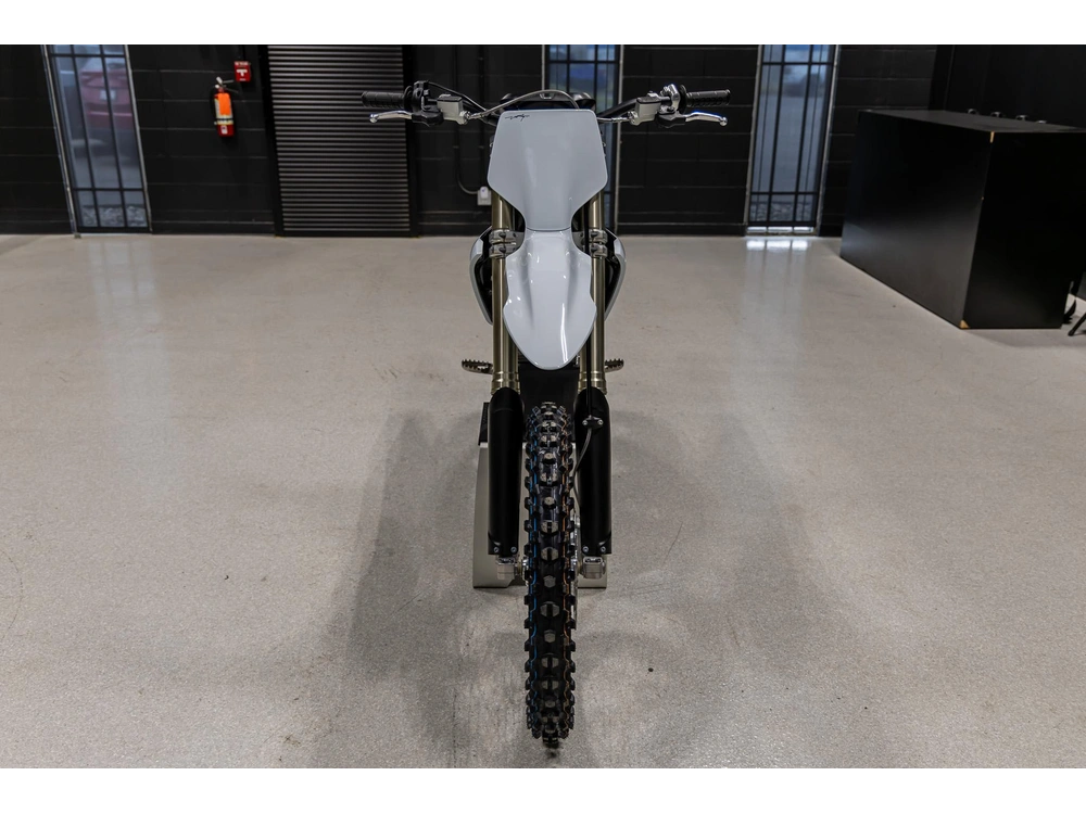 2026 Stark Future Varg Mx 1.2 80hp alt