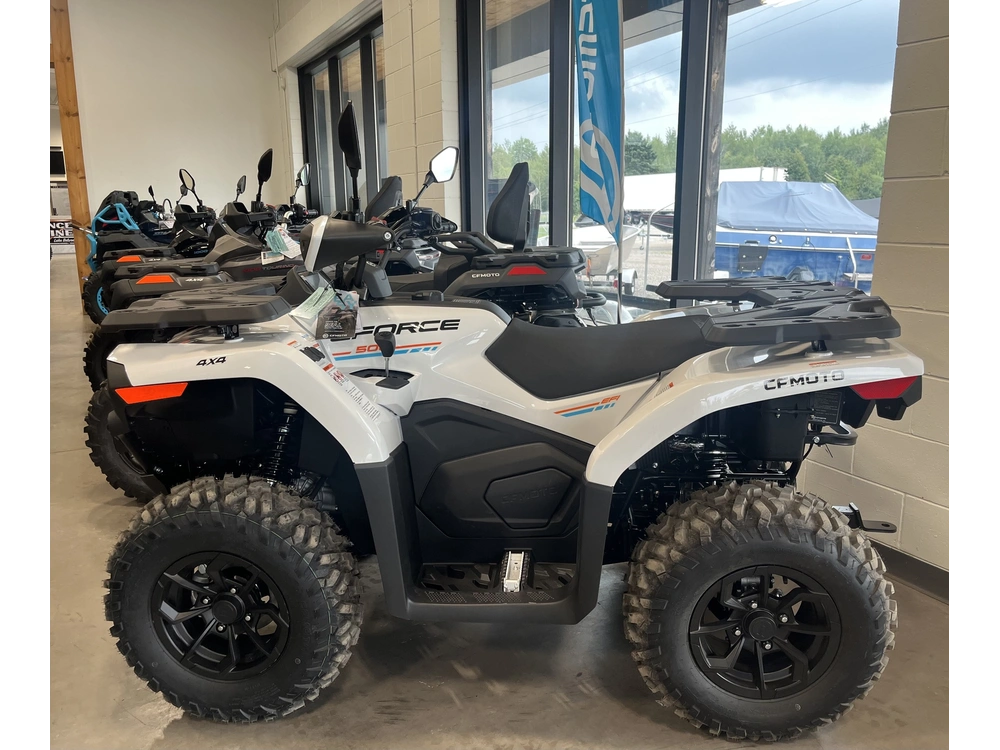 2026 Cfmoto Cforce 500 alt