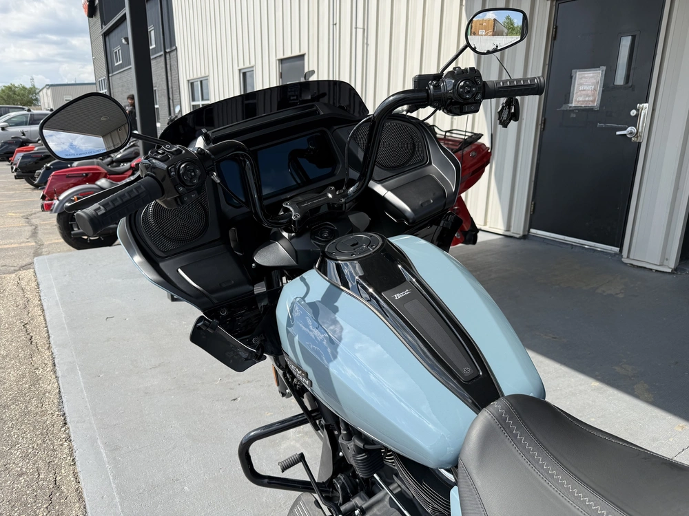 2024 Harley-davidson Road Glide alt