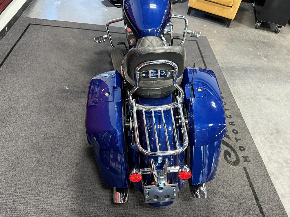2020 Indian Motorcycle Challenger Limited alt