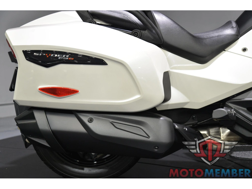 2026 Can-am Spyder F3-t alt