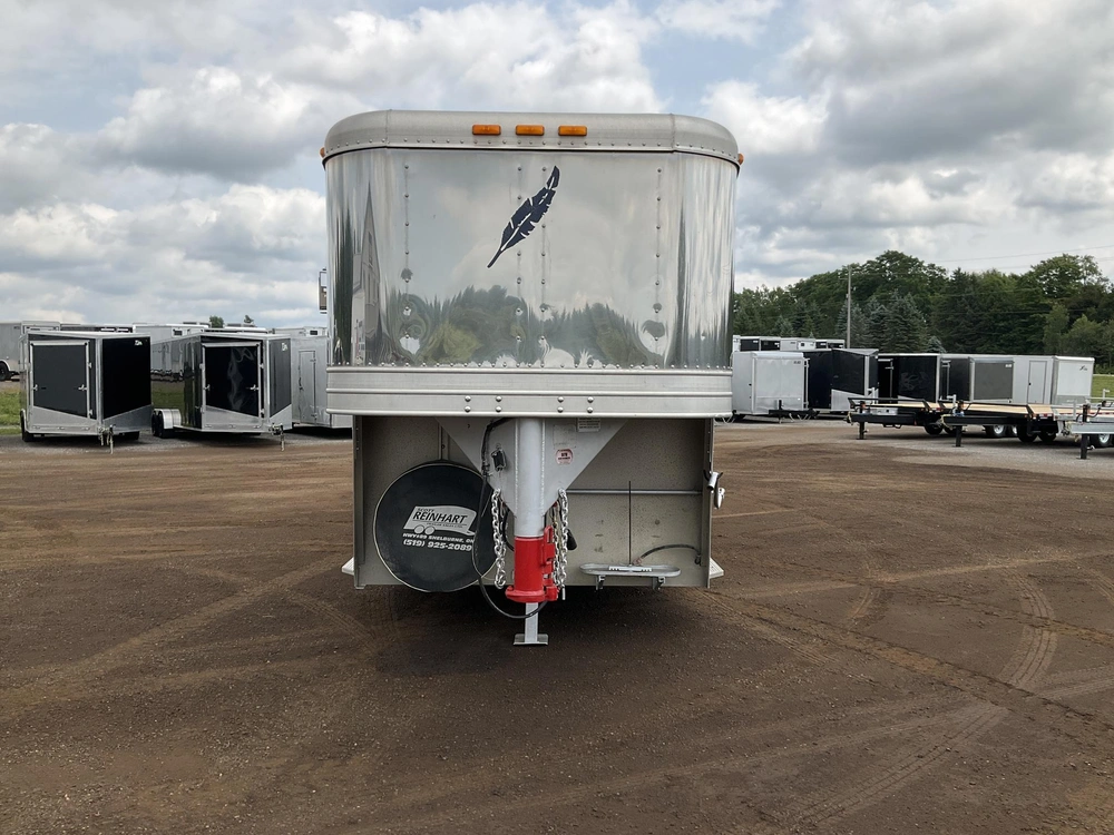 1997 Featherlite Model 8548 3 Horse Slant All Aluminum Gooseneck Horse Trailer alt
