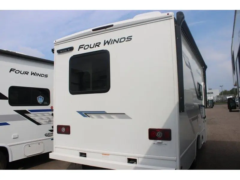 Thor Motor Coach Four Winds 2027