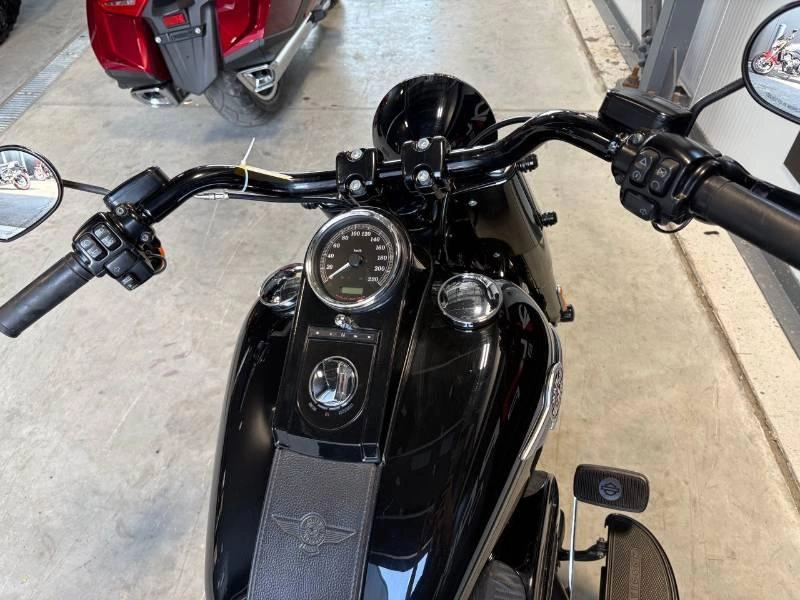 2016 Harley-davidson Flsrf alt