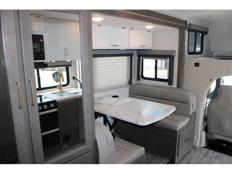 Thor Motor Coach Four Winds 24f 2025 alt